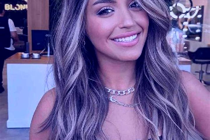 Elizabeth, 34, a dark blonde brown-eyed mediterranean companion based in Ruidera. Offering CIM, Domination, Couples, Deep French Kissing. Available for incal...
