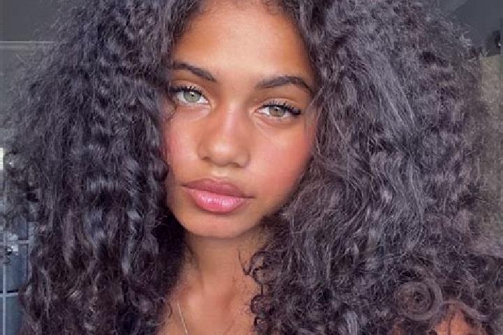 Elizabeth, 34, a red blue-eyed ebony companion based in Schachen bei Vorau. Offering Party Girl, Fetish, 69. Available for incall and outcall, overnight book...