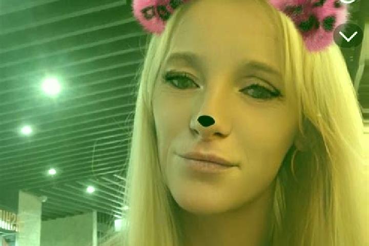Elizabeth, 34 — Escort in Bours, France