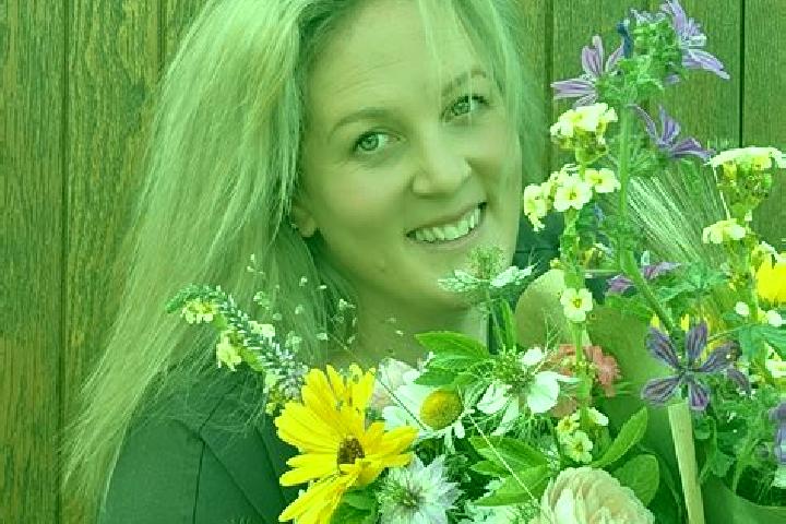 Elizabeth, 34 — Escort in Gilwern, United Kingdom