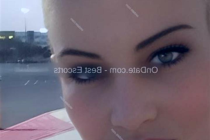 Elizabeth, 34 — Escort in Levidion, Greece