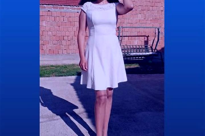 Elizabeth, 34 — Escort in Miluta, Romania