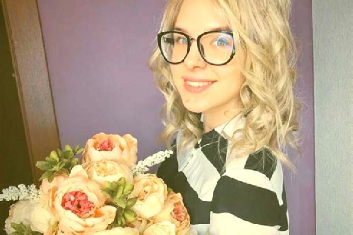 Elizabeth, 34 — Escort in Novoye Devyatkino, Russia