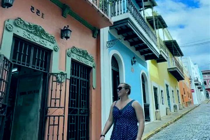 Elizabeth, 34 — Escort in Puerto Triunfo, Colombia