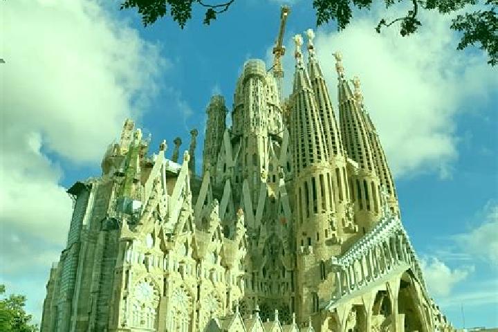 Elizabeth, 34 — Escort in Sagrada Familia, Spain