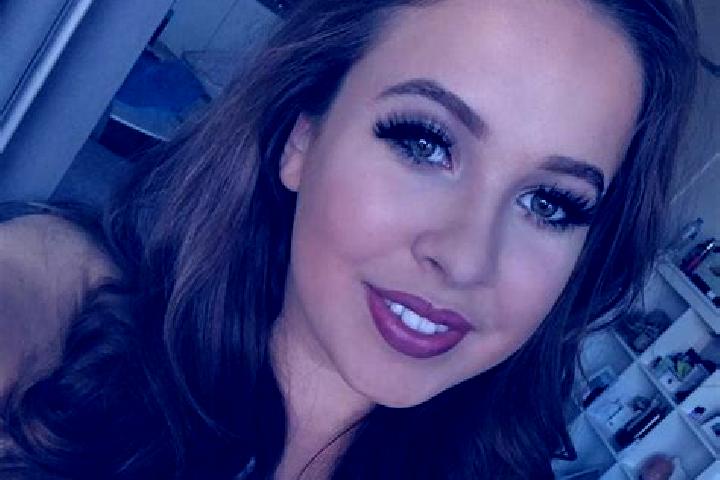 Elizabeth, 35, a auburn amber-eyed latina companion based in Brindoukro. Offering A-Level, Travel Companion, Massage, Striptease, Prostate Massage. Available...