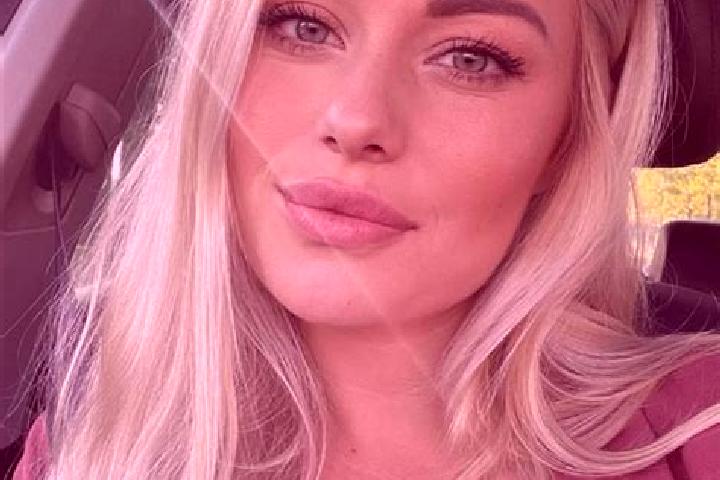 Elizabeth, 35, a blonde hazel-eyed middle eastern companion based in San Nicolas Obispo. Offering Striptease, Duos, Couples, Erotic Massage. Available for in...