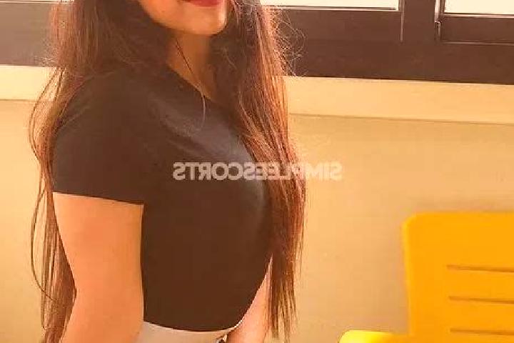 Elizabeth, 35 — Escort in Ghazipur, India