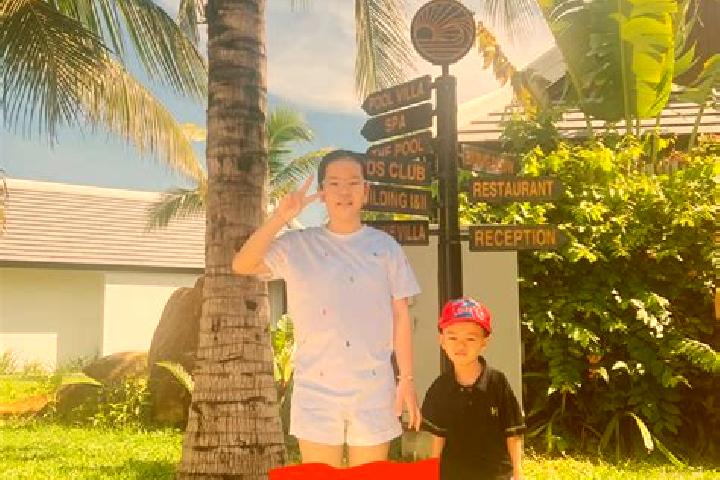 Elizabeth, 35 — Escort in Phuc Tho, Vietnam