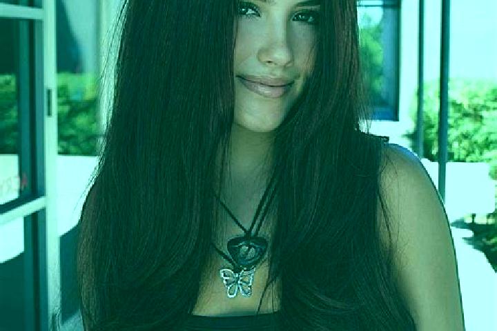 Elizabeth, 36, a auburn dark-eyed mediterranean companion based in Gaitanion. Offering Fetish, GFE, Domination. Available for incall and outcall, day and eve...