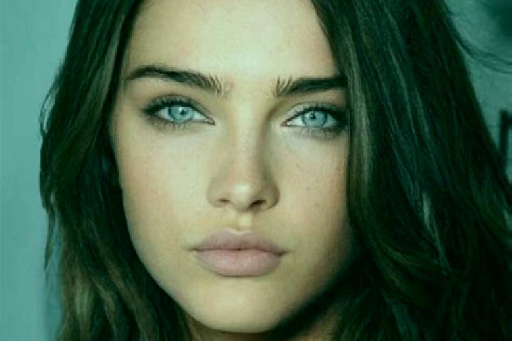 Elizabeth, 36, a brunette blue-eyed european companion based in Alabug. Offering Domination, 69, GFE. Available for incall and outcall, overnight bookings av...