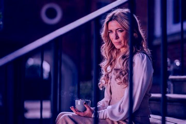 Elizabeth, 36 — Escort in Goldcliff, United Kingdom