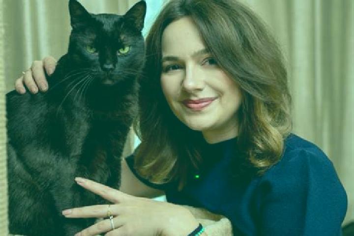 Elizabeth, 36 — Escort in Roata Mica, Romania