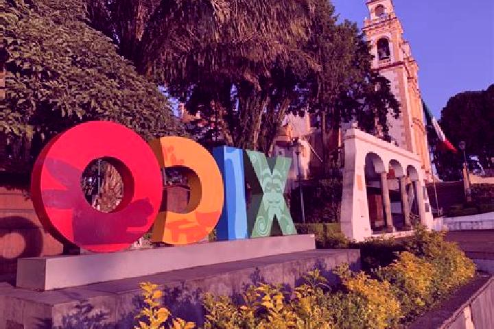 Elizabeth, 36 — Escort in Xico, Mexico