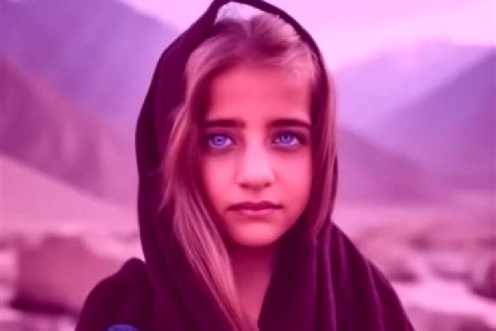 Elizabeth, 37, a auburn amber-eyed middle eastern companion based in Mian Channun. Offering OWO, Tantra, Duos, GFE. Available for incall and outcall, overnig...