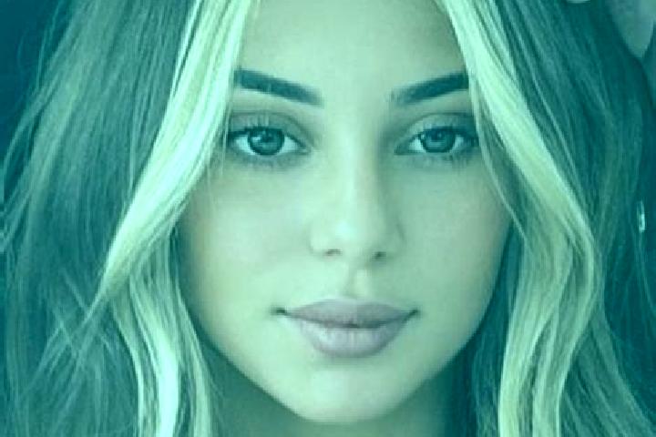 Elizabeth, 37, a blonde brown-eyed caribbean companion based in Oldemarkt. Offering Domination, Roleplay, Prostate Massage, Couples, Striptease. Available fo...