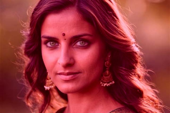 Elizabeth, 37, a brunette green-eyed indian companion based in Pausesti. Offering Couples, 69, CIM, Erotic Massage, Prostate Massage. Available for incall an...