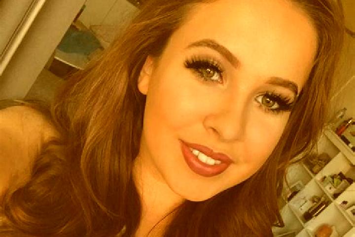 Elizabeth, 37, a dark blonde dark-eyed mixed companion based in Jiuting. Offering Deep French Kissing, Domination, CIM, Erotic Massage, Tantra. Available for...