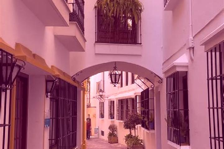 Elizabeth, 37 — Escort in Almacelles, Spain