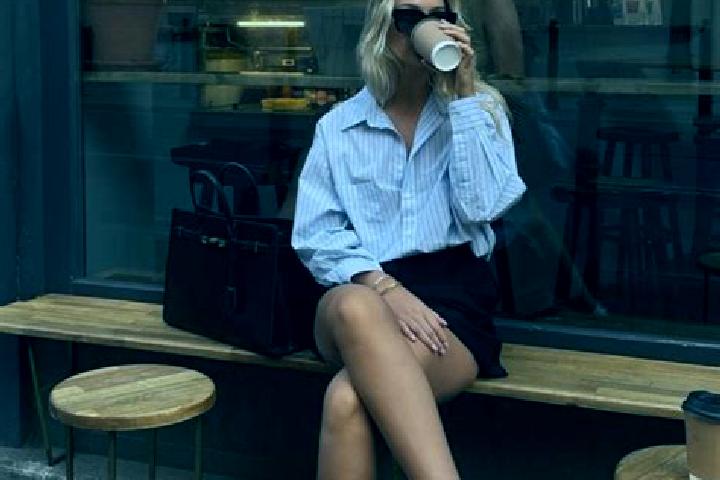 Elizabeth, 37 — Escort in Cogles, France