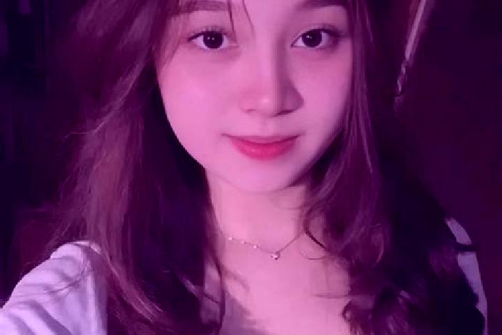 Elizabeth, 37 — Escort in Gampang, Indonesia