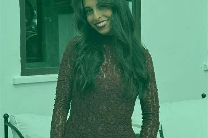 Elizabeth, 37 — Escort in Villarejo-Periesteban, Spain