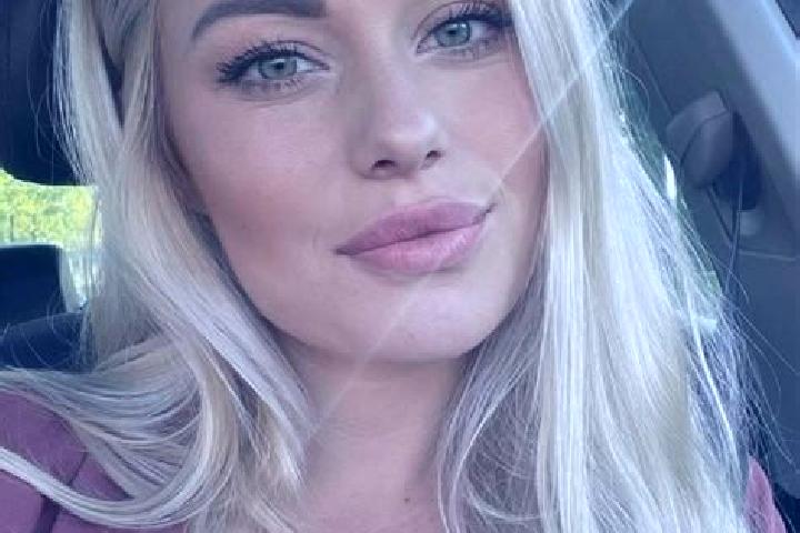 Elizabeth, 38, a blonde green-eyed latina companion based in Samerberg. Offering Erotic Massage, Striptease, Prostate Massage, A-Level, Party Girl. Available...