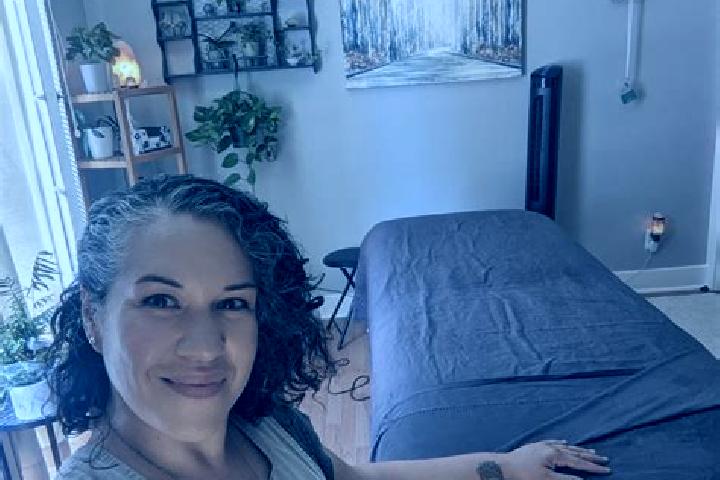 Elizabeth, 38, a brunette amber-eyed ebony companion based in Ghegbessou. Offering Erotic Massage, Tantra, OWO. Available for incall and outcall, day and eve...