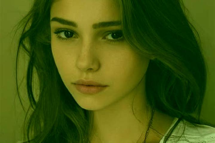 Elizabeth, 38, a chestnut grey-eyed slavic companion based in Uglegorskiy. Offering Duos, OWO, Fetish. Available for incall and outcall, day and evening dates.