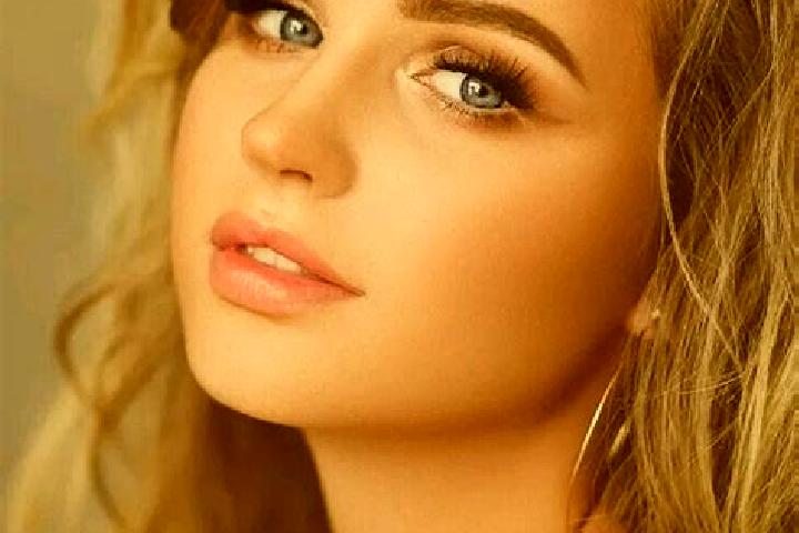Elizabeth, 38, a dark blonde blue-eyed slavic companion based in Zlatibor. Offering OWO, Travel Companion, Prostate Massage, Couples. Available for incall an...