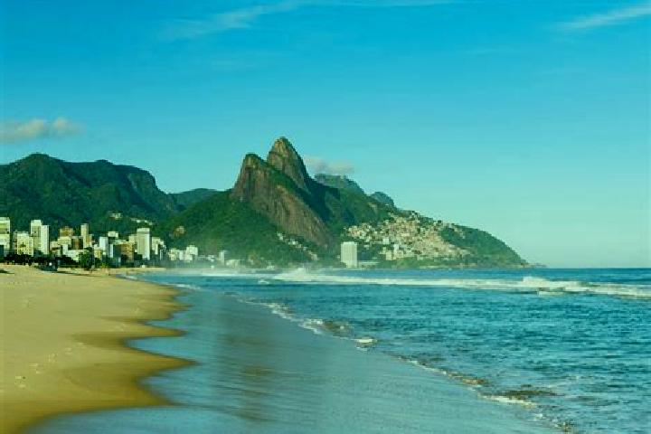 Elizabeth, 38 — Escort in Copacabana, Brazil