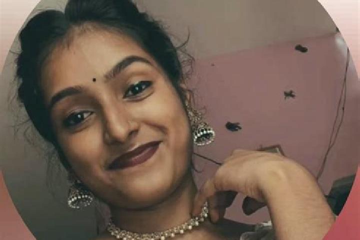 Elizabeth, 38 — Escort in Poomangalam, India