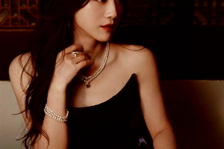 Elizabeth, 38 — Escort in Tangwei, China