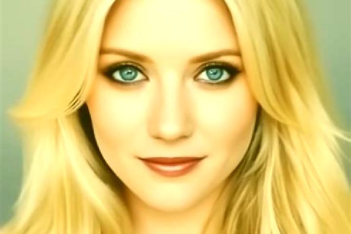 Elizabeth, 39, a blonde amber-eyed caucasian companion based in Santa Catarina Coatlan. Offering Party Girl, Striptease, A-Level. Available for incall and ou...