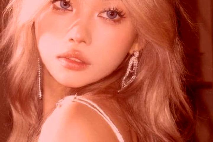 Elizabeth, 39, a blonde dark-eyed asian companion based in Novodniprovka. Offering Overnight, Domination, CIM. Available for incall and outcall, day and even...