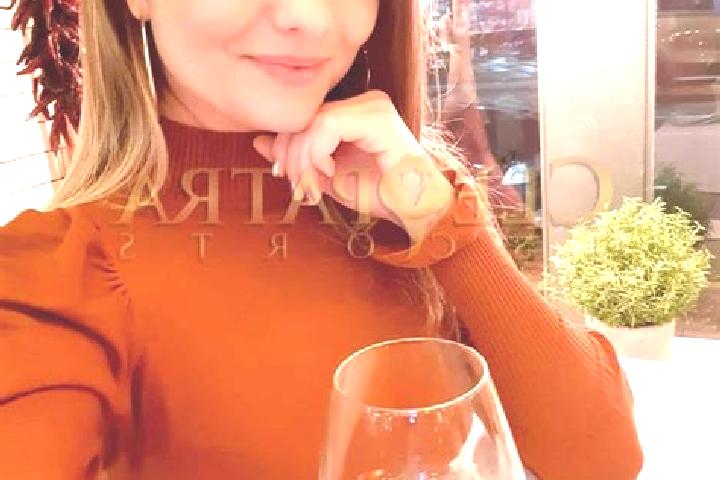 Elizabeth, 39, a blonde grey-eyed caribbean companion based in Portes-les-Valence. Offering OWO, Party Girl, Dinner Date. Available for incall and outcall, o...