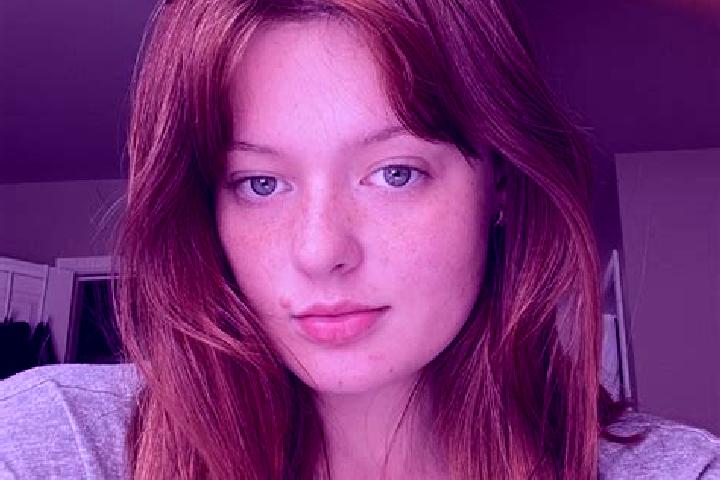 Elizabeth, 39, a chestnut green-eyed caucasian companion based in Siemiechow. Offering Girlfriend Experience, Erotic Massage, GFE, Dinner Date. Available for...