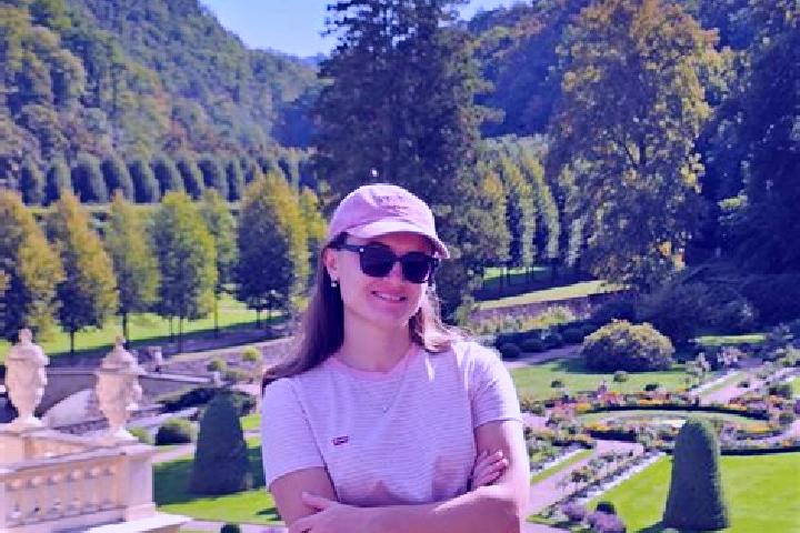 Elizabeth, 39 — Escort in Bilosarayska Kosa, Ukraine