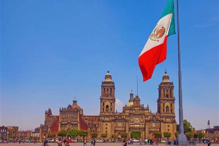 Elizabeth, 39 — Escort in Mangas, Mexico