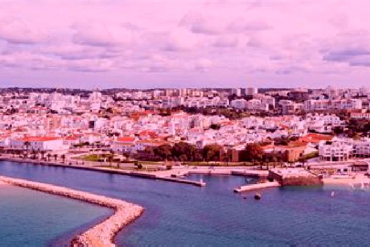 Elizabeth, 39 — Escort in Pera, Portugal