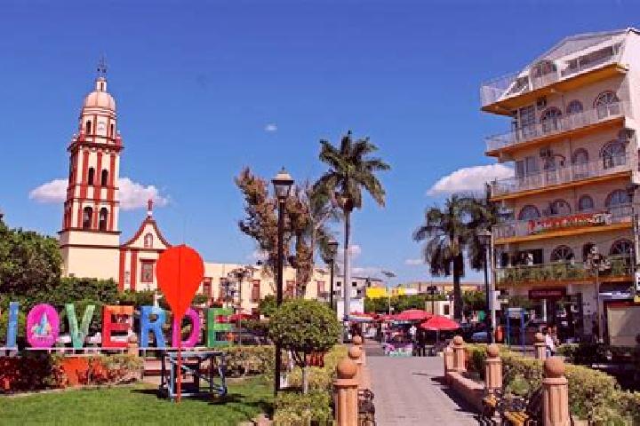 Elizabeth, 39 — Escort in Rio Verde, Mexico