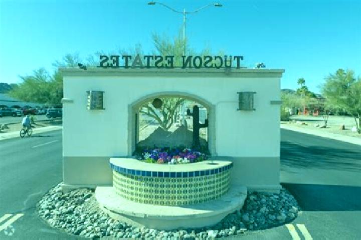Elizabeth, 39 — Escort in Tucson Estates, United States