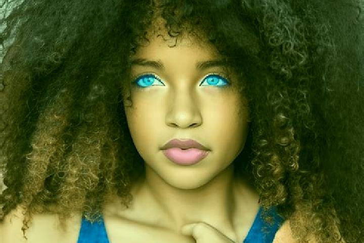 Ella, 20, a black blue-eyed mixed companion based in Zhuguanlong. Offering GFE, Couples, Tantra. Available for incall and outcall, overnight bookings available.