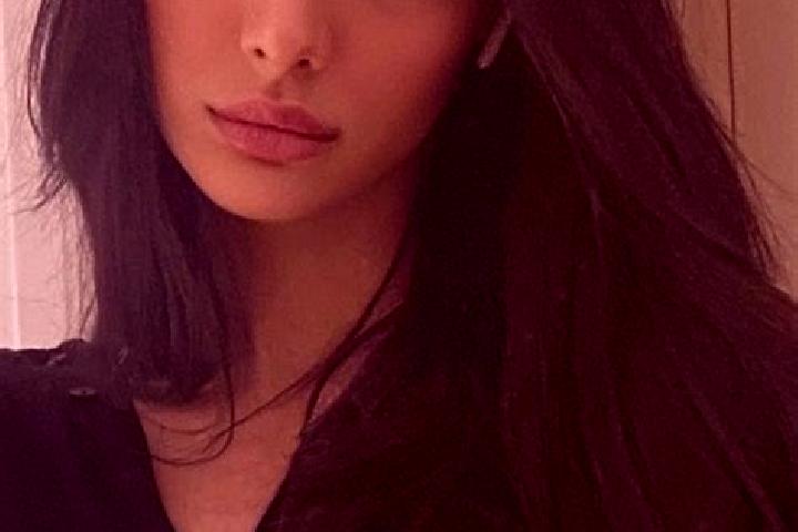 Ella, 20, a black dark-eyed middle eastern companion based in Genneville. Offering Fetish, Overnight, Couples, OWO. Available for incall and outcall, overnig...