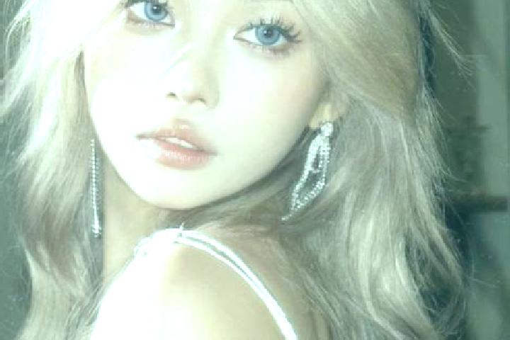 Ella, 20, a blonde blue-eyed asian companion based in Zmiyevka. Offering Striptease, Deep French Kissing, Erotic Massage. Available for incall and outcall, o...