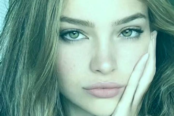 Ella, 20, a blonde brown-eyed asian companion based in Los Amates. Offering Massage, A-Level, GFE, Tantra. Available for incall and outcall, overnight bookin...