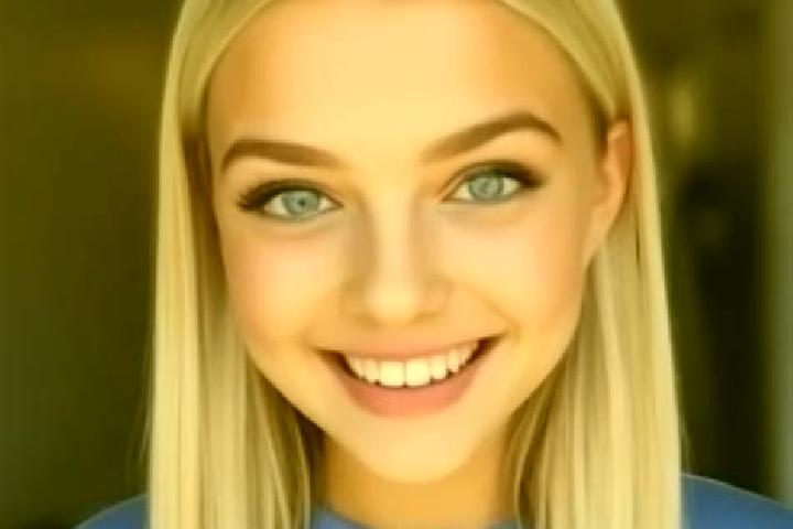 Ella, 20, a blonde grey-eyed middle eastern companion based in Panniyannur. Offering Party Girl, Roleplay, Striptease. Available for incall and outcall, day ...
