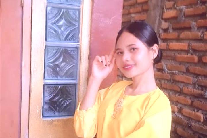 Ella, 20 — Escort in Higetegera, Indonesia