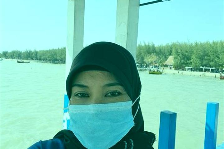 Ella, 20 — Escort in Juwana, Indonesia