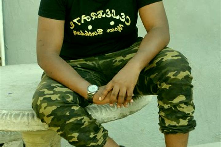Ella, 20 — Escort in Mpana, Ivory Coast